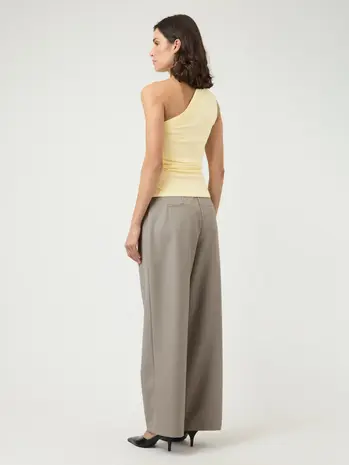 YAS Venice One Shoulder Top - Anise Flower