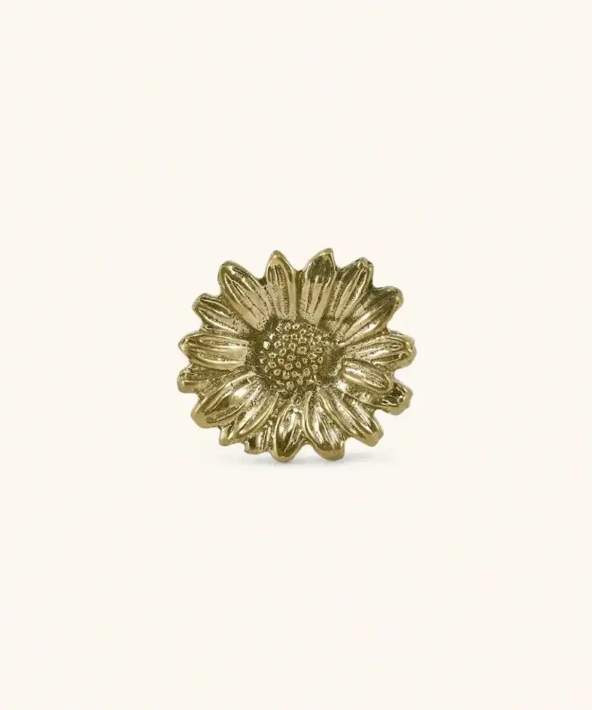 Doing Goods Breezy Daisy Knob