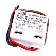 Wandcontactdoos Mini LED voeding 6 watt 24 volt 0,25 Ampère - IP20 - MPL-06-24