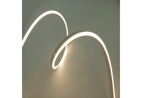 Neon Flex LED strip 24 volt 3000 kelvin warm wit 9,6W 1000LM 6 x 12mm IP67 – 5 meter