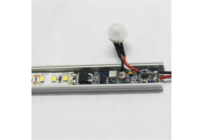 Instelbare LED schemerschakelaar & PIR sensor in 1 - SLSS002
