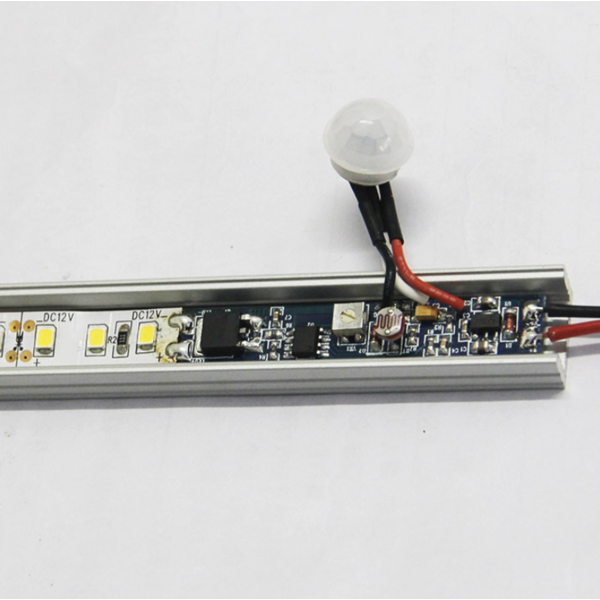 Instelbare LED schemerschakelaar & PIR sensor in 1 - SLSS002