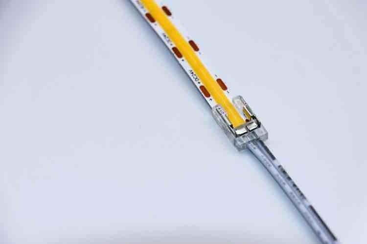 COB LED strip connector 2 zijdig - soldeervrij - klik connector - 8mm COB - IP20