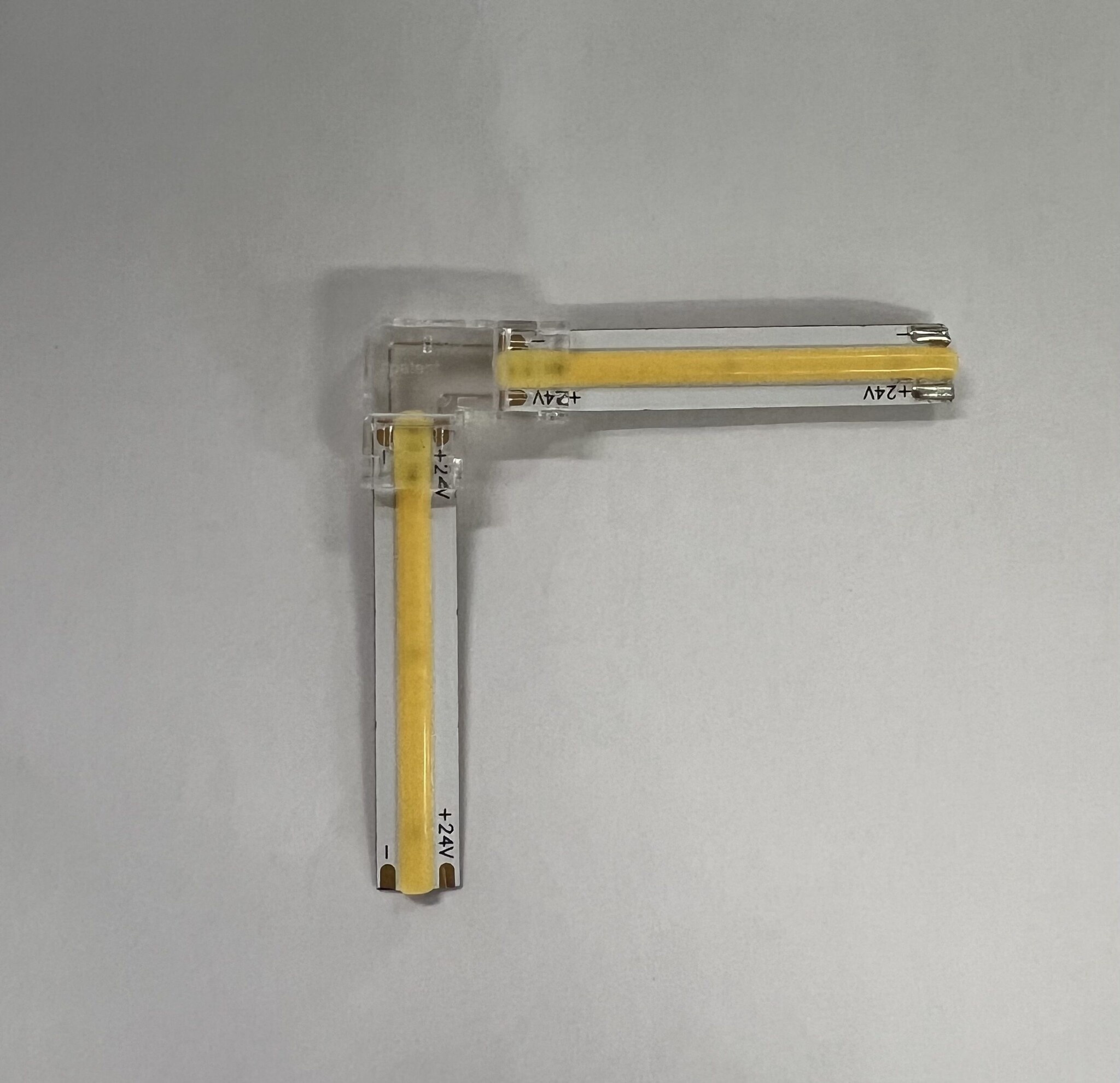 120 LED's p/m LED strip L hoek connector 8mm