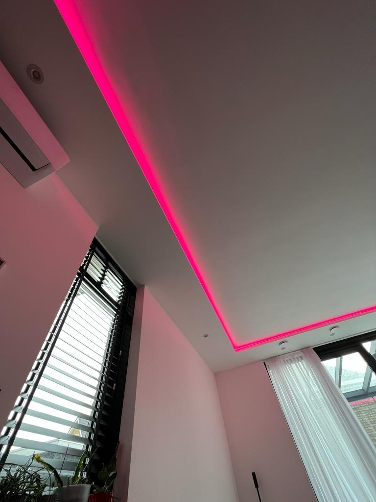 PRO RGBW LED strip 19,2W 1050LM 60LED p/m  24VDC IP20 10mm - 5 meter