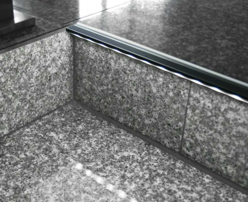 LED strip trapprofiel met cover 41,5 mm x 20,6 mm - D10ALU