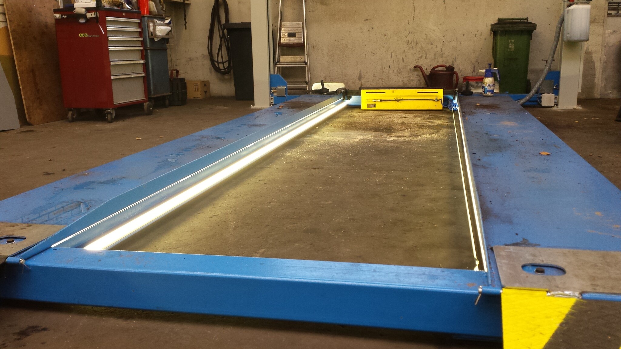 LED hoekprofiel inclusief afdekking 27.05 x 12.35 mm - 323ALU