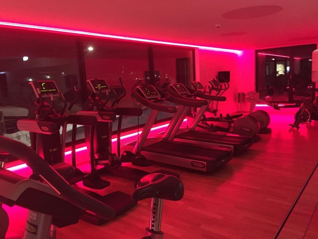 Waterdichte RGBCCT LED strip 21W 2240LM 96LED p/m 24VDC IP68 - 5 meter