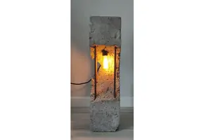 Elmar Design Industriële Lampen model 2 Heipaal staand model