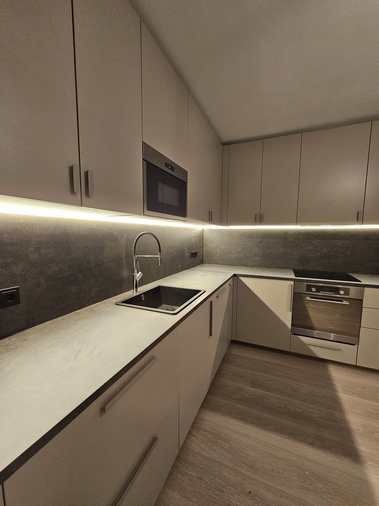 LED hoekprofiel met cover 24 mm x 19,4 mm - C21ALU