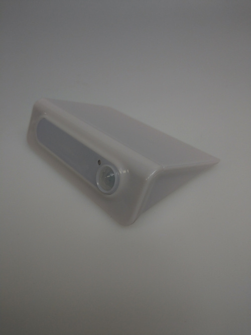 LED verlichting op batterij met sensor