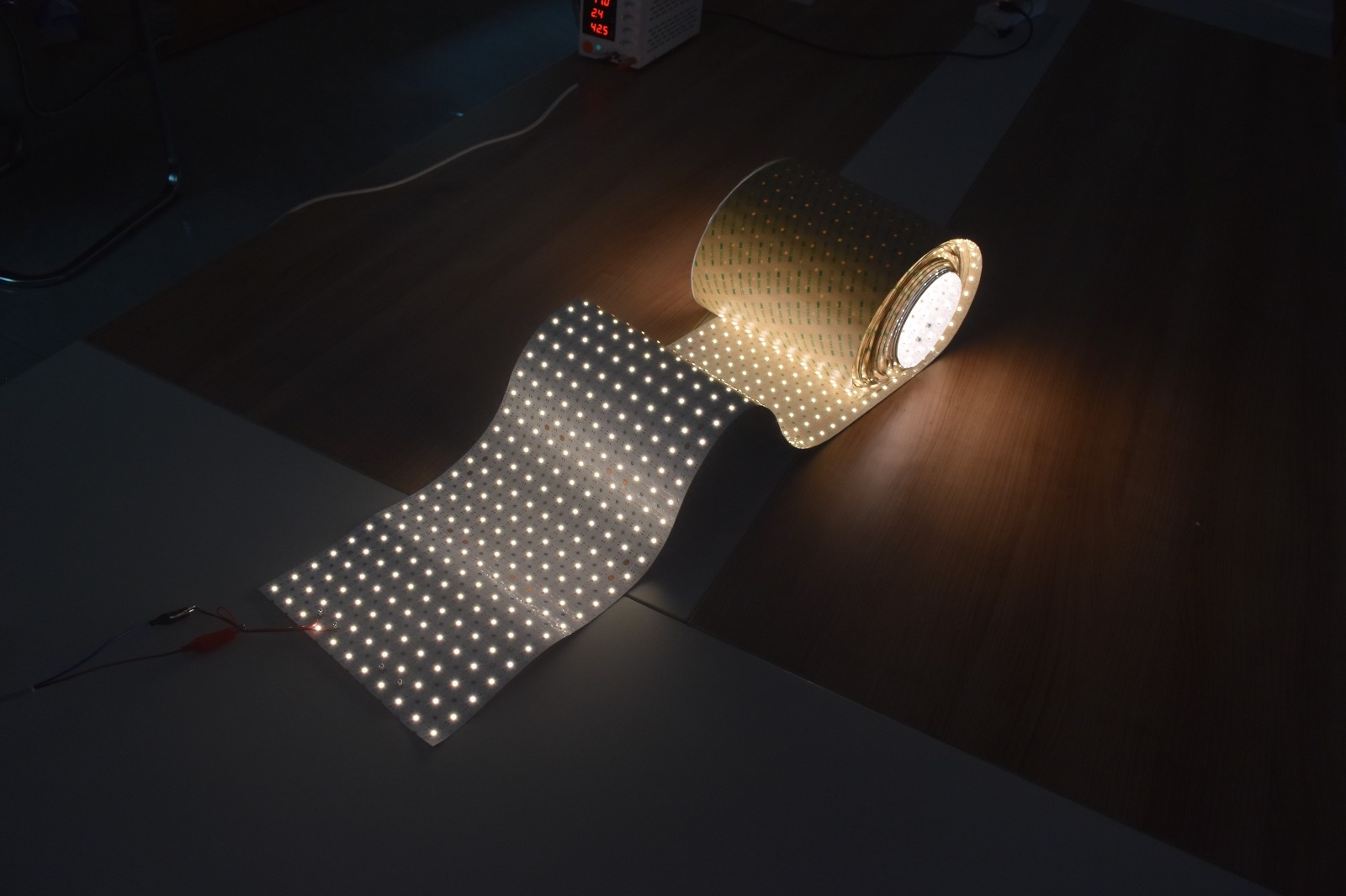 Flexibel LED sheet - 506 LED - 4300 LM -  Extra warm wit - 2700 kelvin - Dimbaar - 24 volt IP20 - 25 x 100cm - Koppelbaar