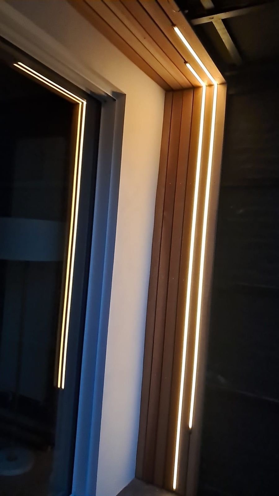 Projectaanzicht van Power Up Gym Sportschool Assen met indirecte LED-verlichting