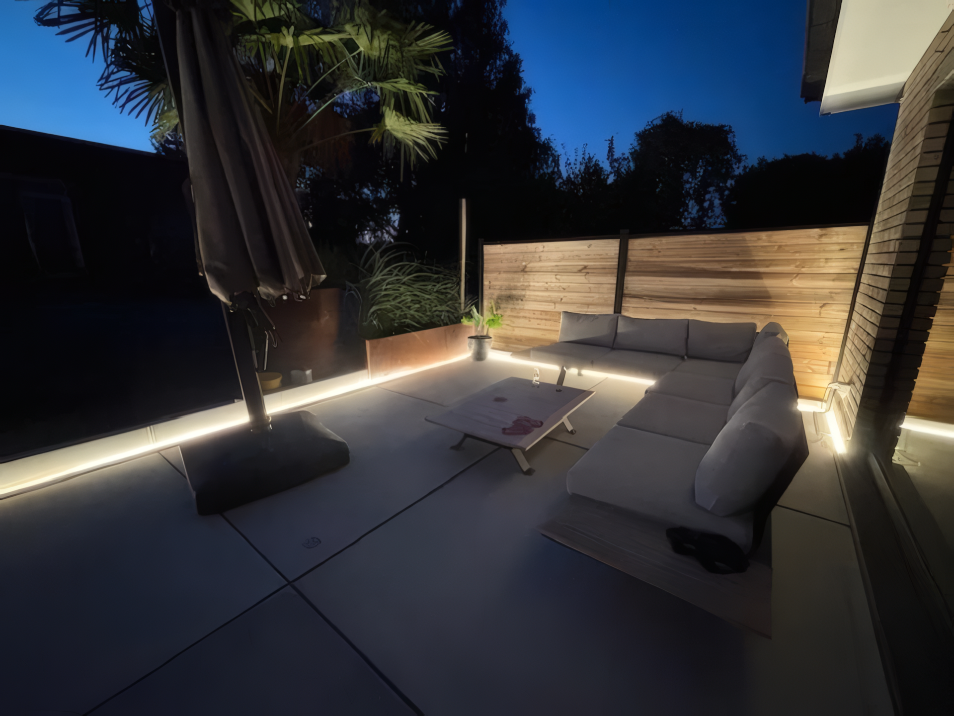 Volledig lichtplan met railverlichting voor Reserved Treasures Club