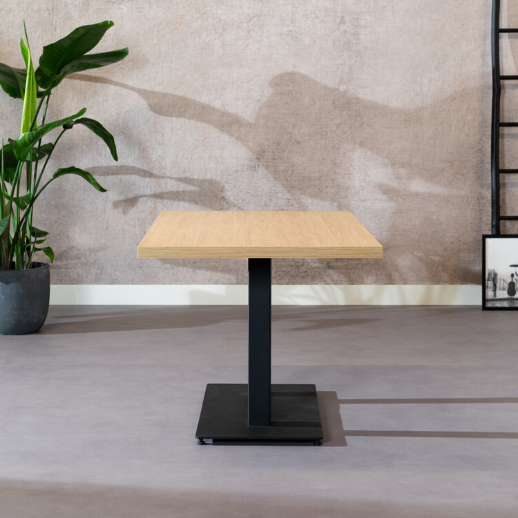 Table à manger aspect chêne melamine Nils 140 x 80 cm