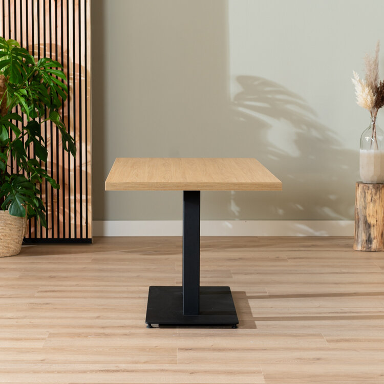 Table à manger aspect chêne melamine Nils 140 x 80 cm