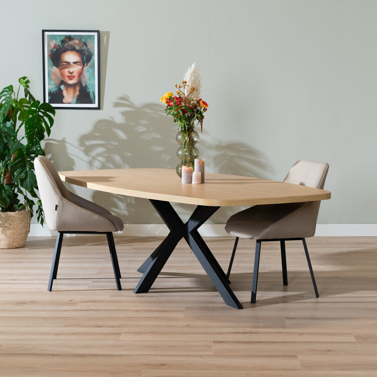Table à manger scandinave aspect chêne melamine Carl 240 x 120 cm