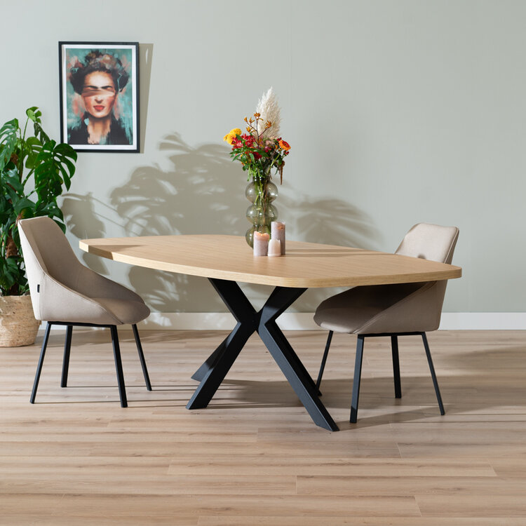 Table à manger scandinave aspect chêne melamine Carl 240 x 120 cm