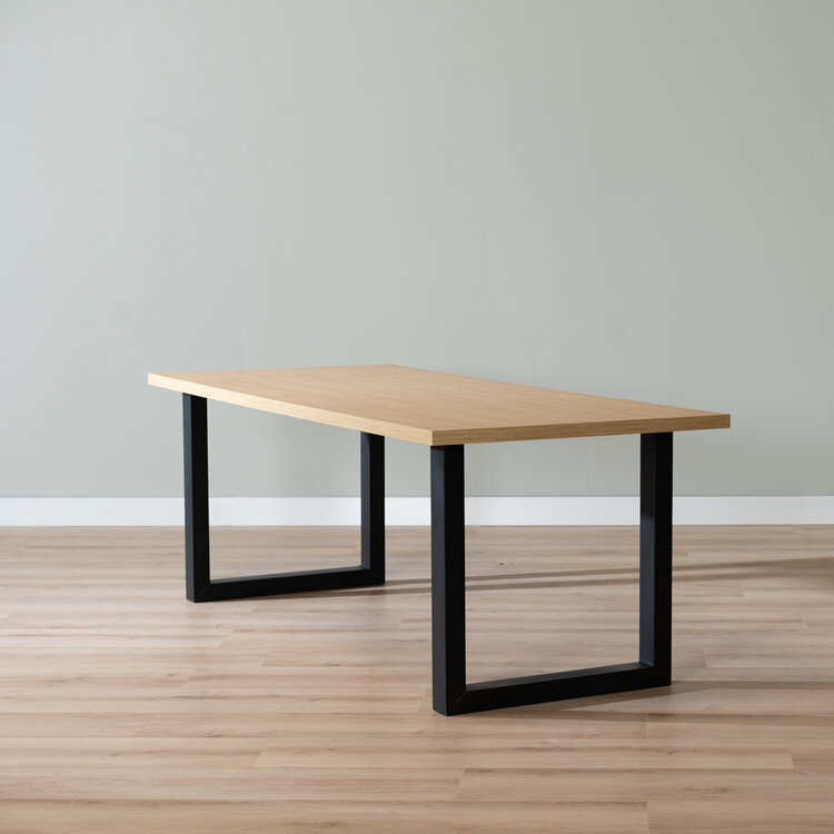 Table à manger aspect chêne melamine Alec 220 x 90 cm