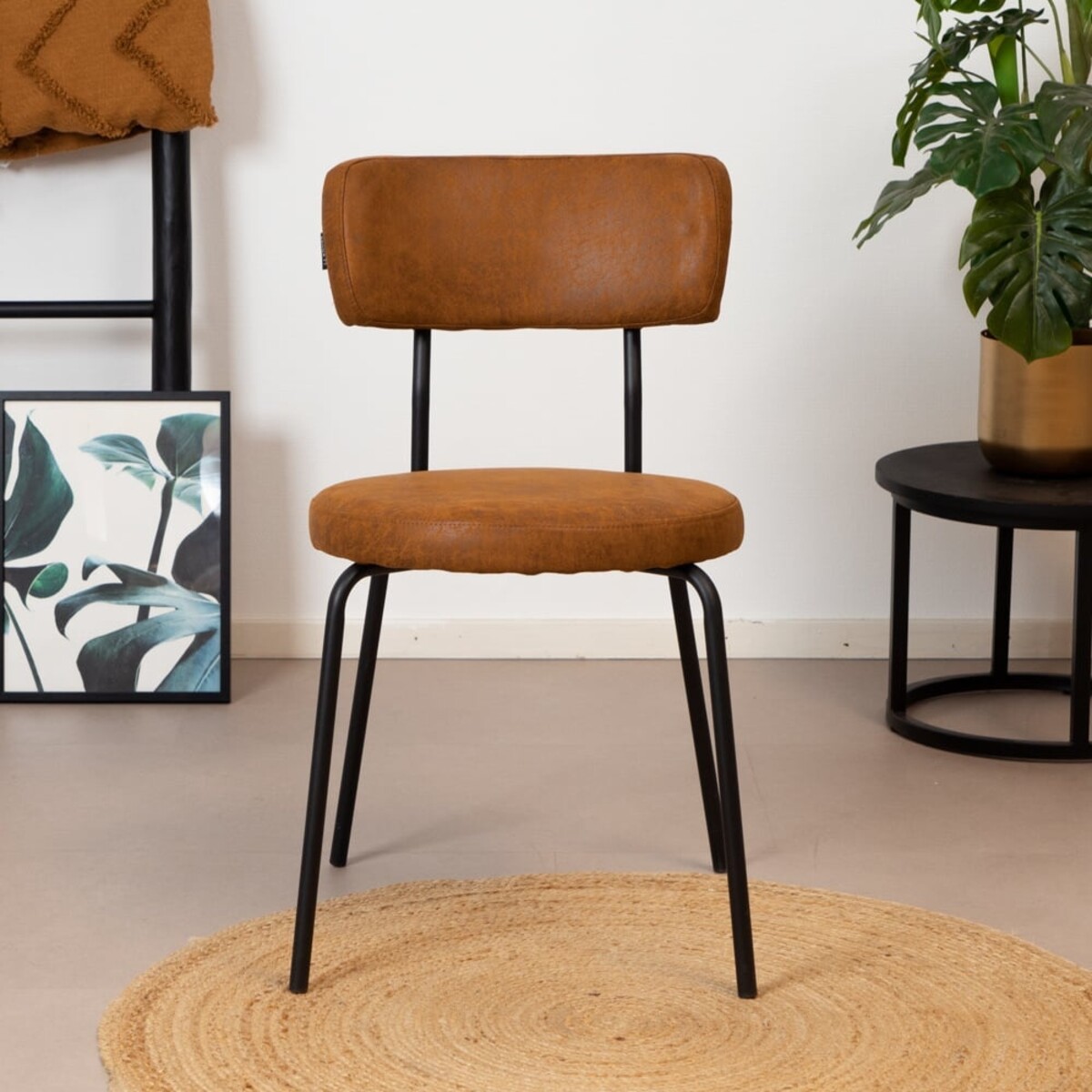 Chaise empilable industrielle Lyon anthracite éco-cuir
