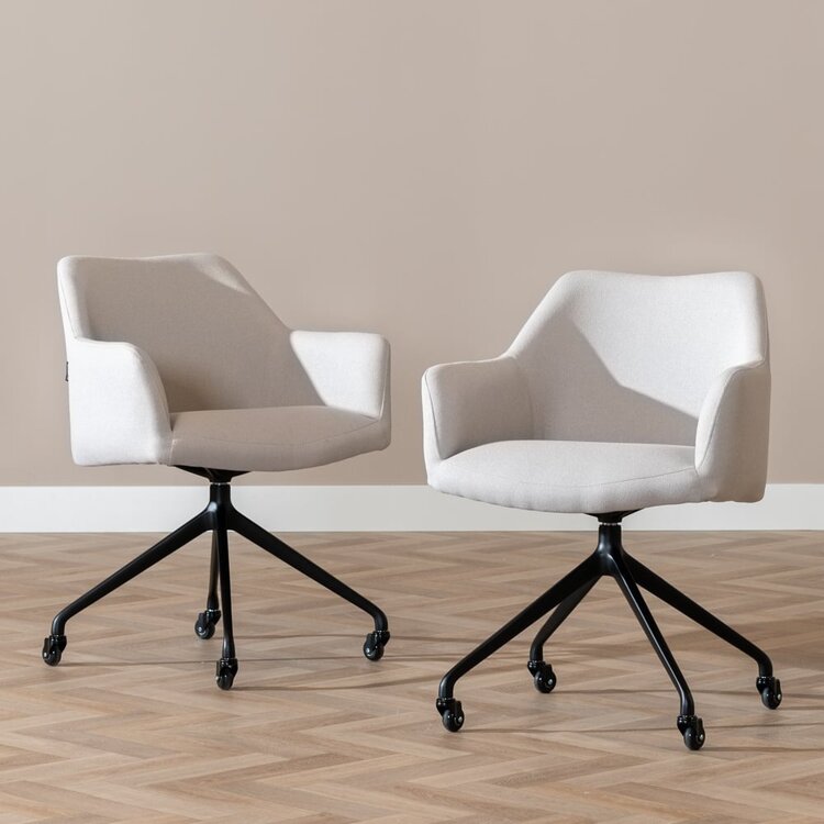 Chaise de salle à manger à roulettes Isak gris clair tissu recyclé