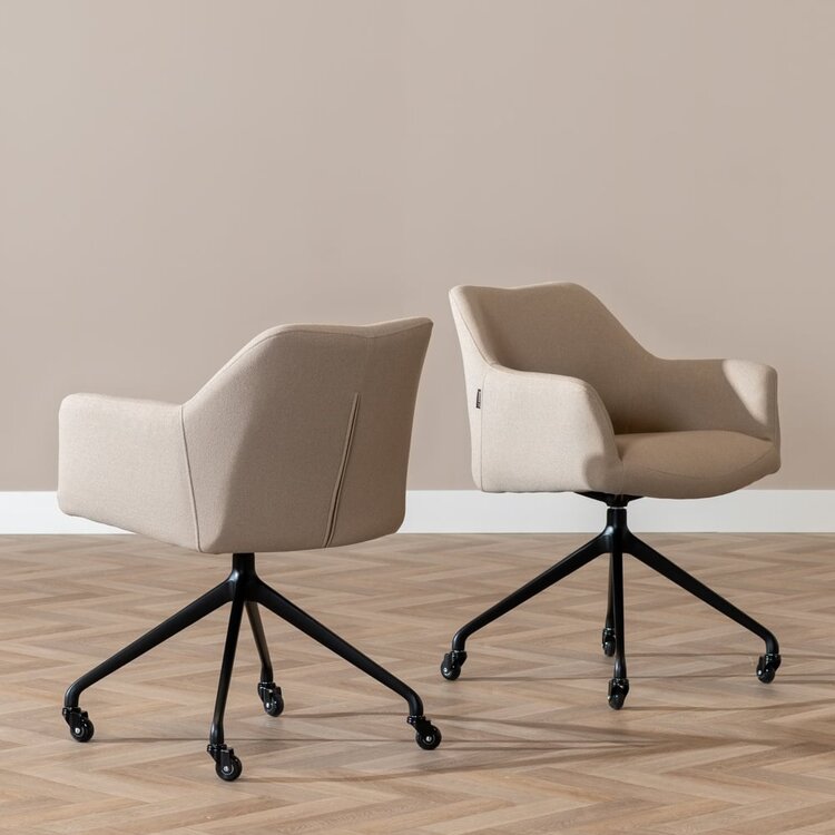 Chaise de salle à manger à roulettes Isak taupe tissu recyclé