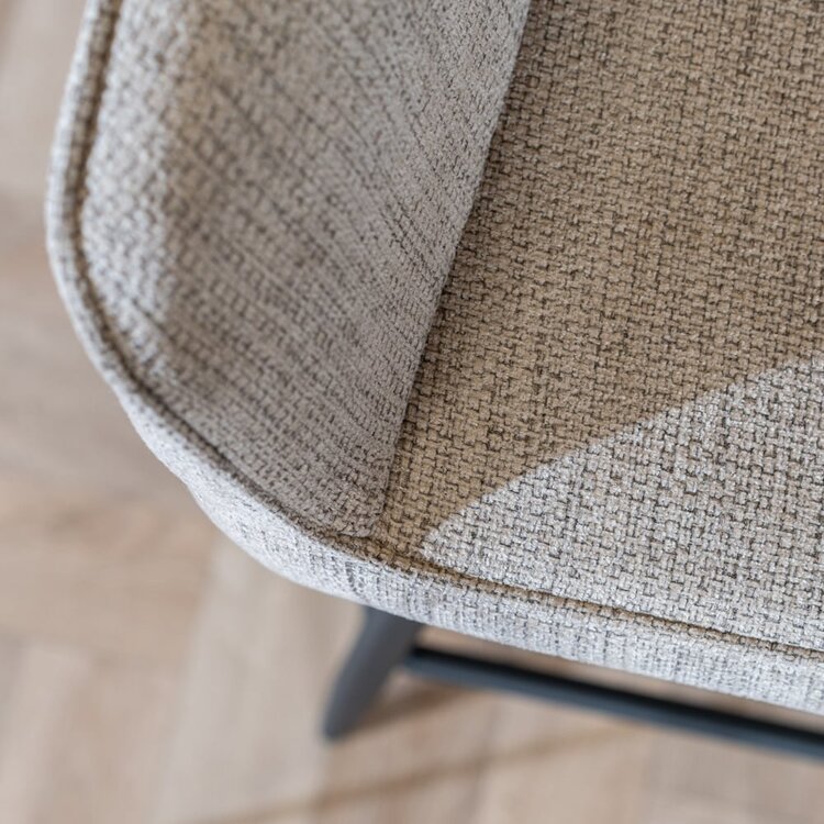 Tabouret de bar scandinave Inga taupe tissu recyclé 78 cm