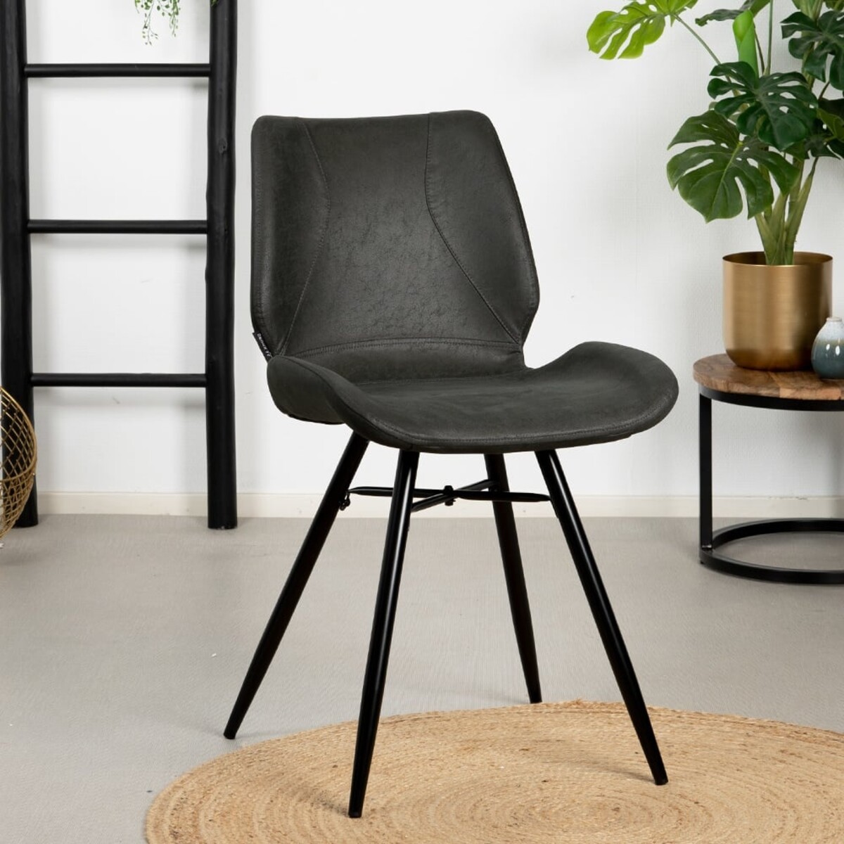 Chaise haute confortable en éco-cuir noir pour salon/salle à manger