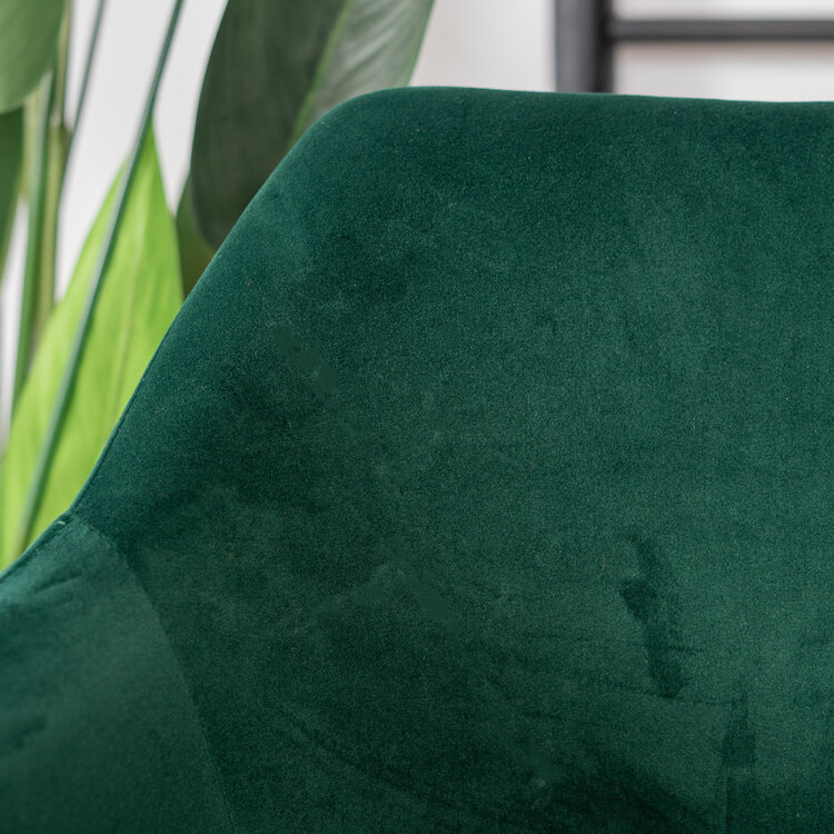 Chaise de salle à manger avec roulettes Quinn en velours vert foncé