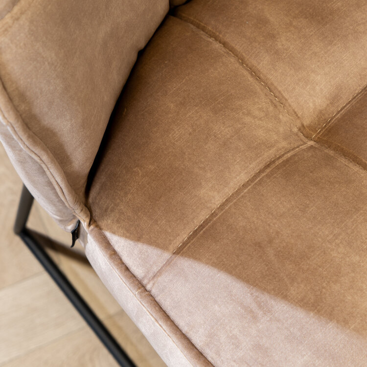 Tabouret de bar en velours Janna taupe 70 cm