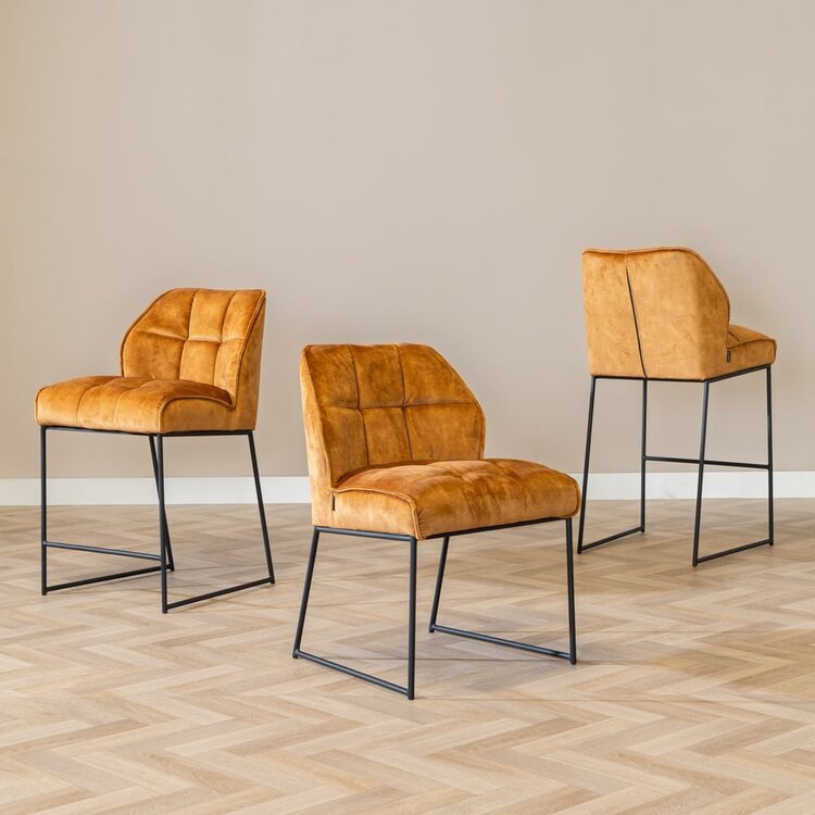 Tabouret de bar en velours Janna jaune moutarde / cognac 70 cm