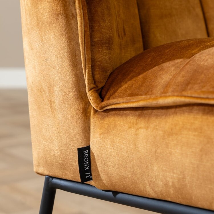 Tabouret de bar en velours Janna jaune moutarde / cognac 70 cm