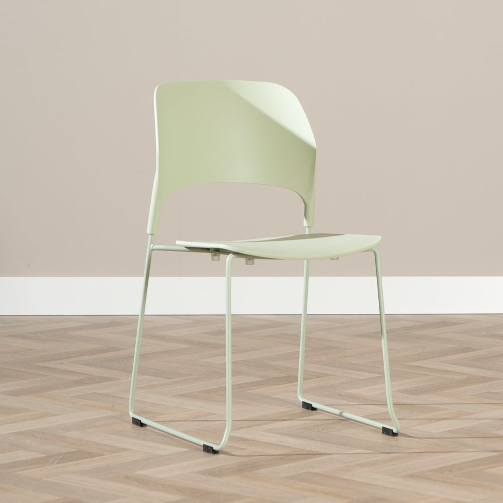 Chaise de salle à manger scandinave Elena vert clair