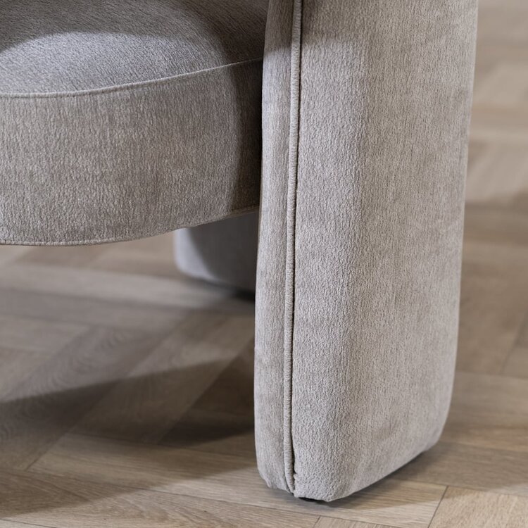 Fauteuil scandinave Bibi chenille taupe