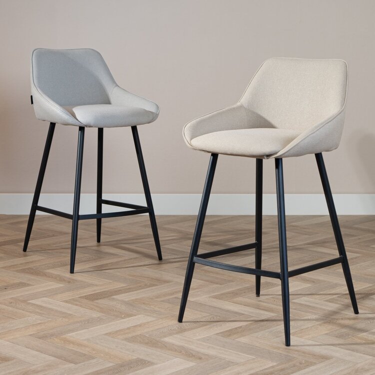 Tabouret de bar scandinave Lova en tissu recyclé taupe 68 cm