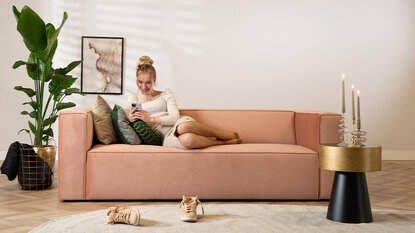 Plus de douceur et de luxe chez vous avec les meubles en velours: 10 conseils pour intégrer le velours dans votre intérieur