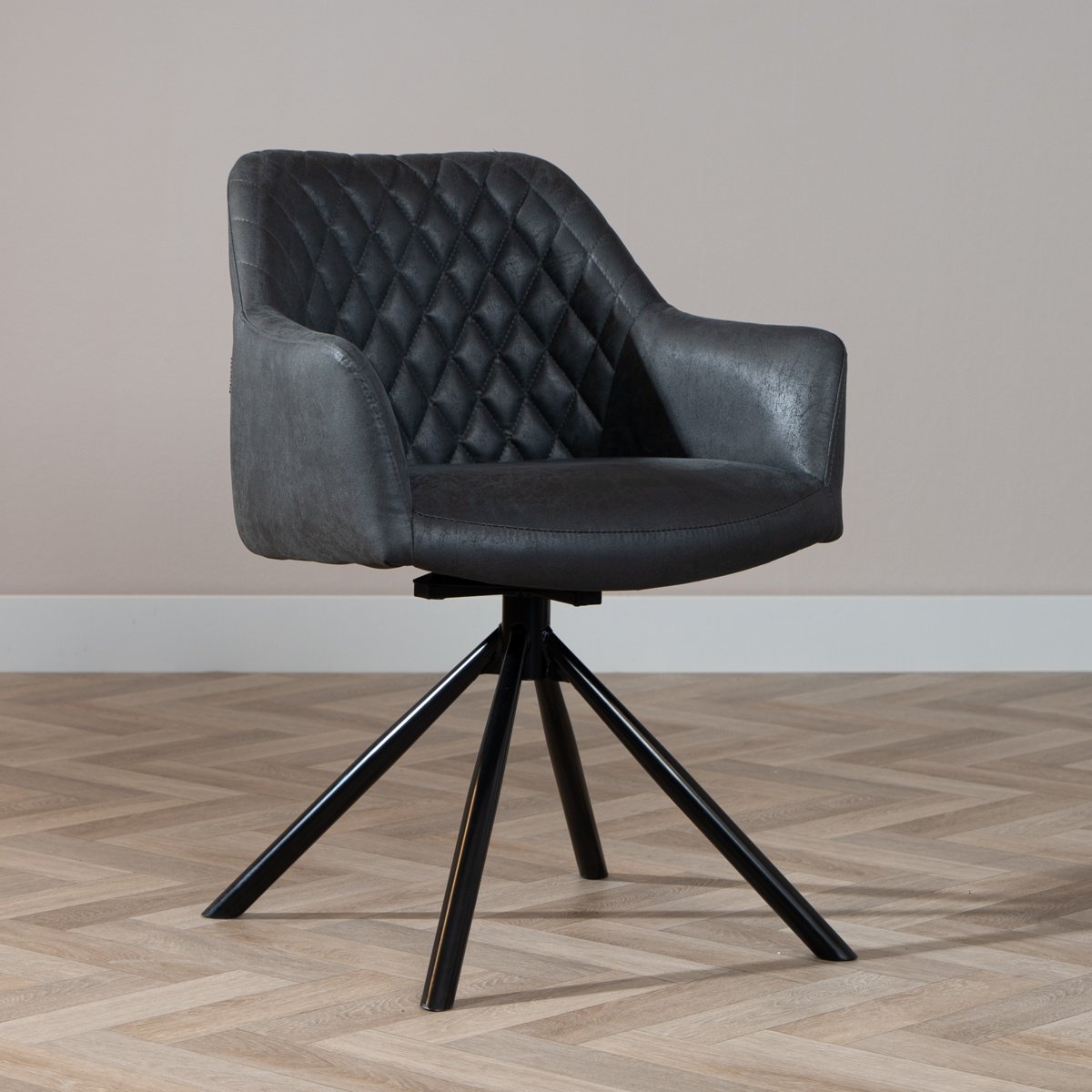 Chaise de salle à manger industrielle Dex en éco-cuir noir