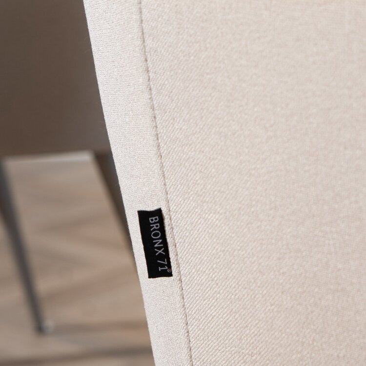 Chaise de salle à manger scandinave Elin beige en tissu recyclé