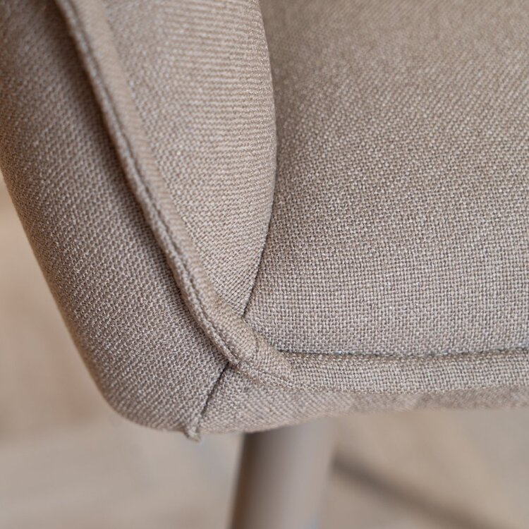 Chaise de salle à manger scandinave Elin taupe en tissu recyclé