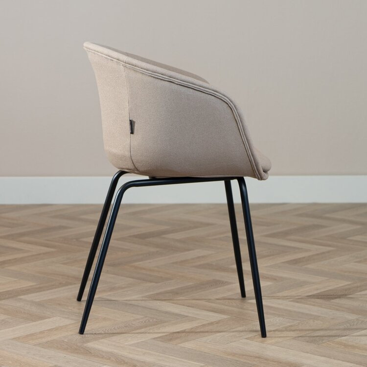 Chaise de salle à manger scandinave Ole taupe en tissu recyclé