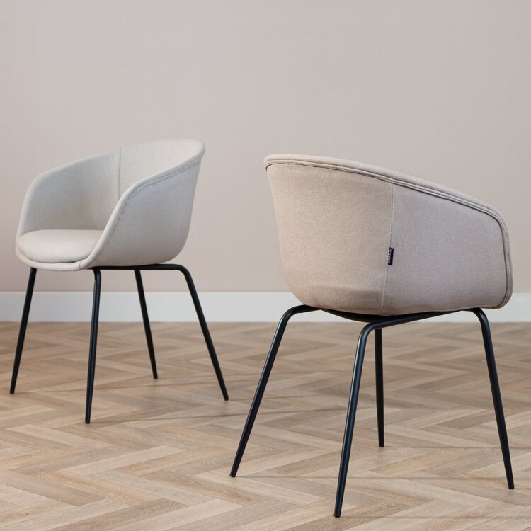 Chaise de salle à manger scandinave Ole taupe en tissu recyclé
