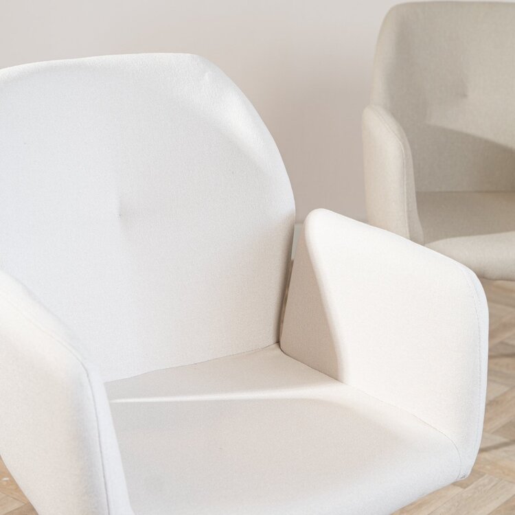 Chaise de salle à manger scandinave Frey en tissu recyclé beige