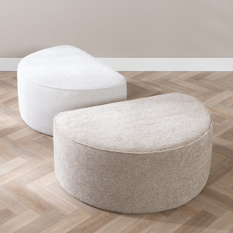 Pouf arrondi Mio demi-lune velours côtelé blanc cassé