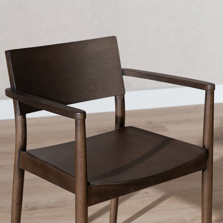 Chaise de salle à manger scandinave Iza noyer