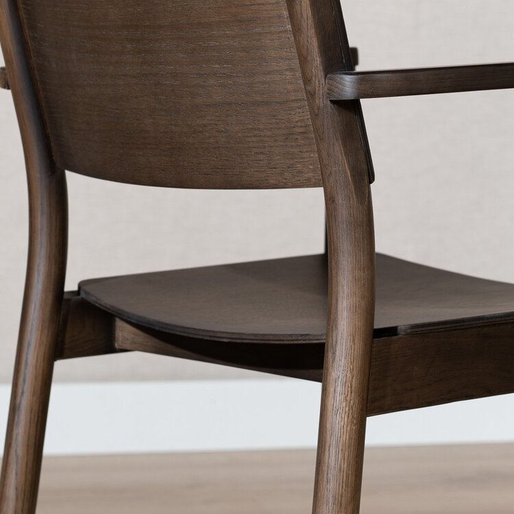 Chaise de salle à manger scandinave Iza noyer