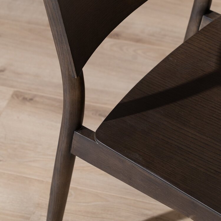 Chaise de salle à manger scandinave Juno noyer