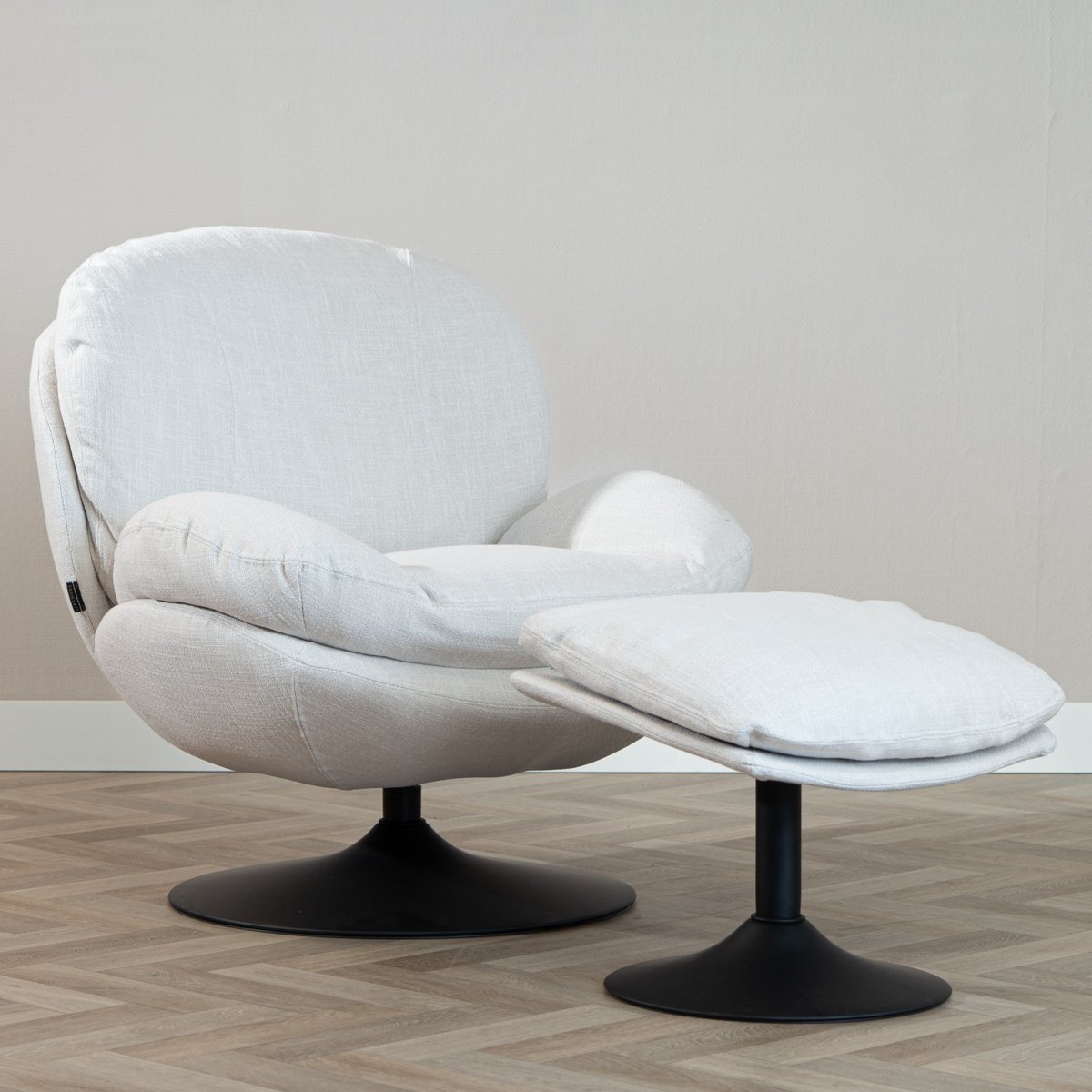 Fauteuil pivotant avec pouf Isobel tissu lin blanc cassé