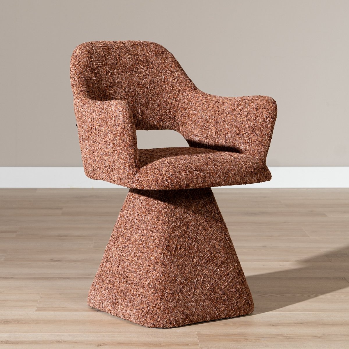 Chaise de salle à manger pivotante Josh en chenille cuivrée