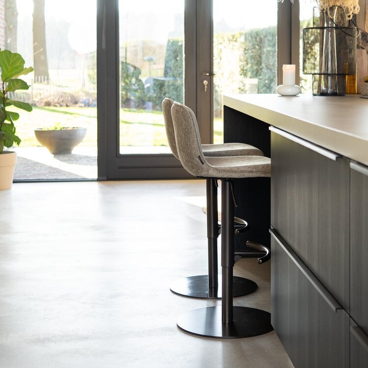 Tabouret de bar en velours Jack taupe 60-82 cm