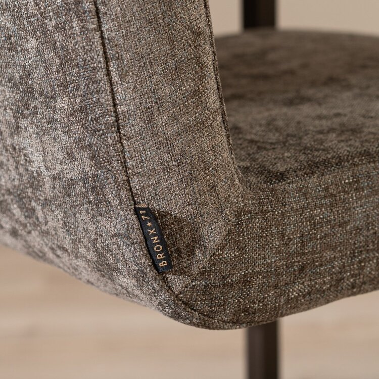 Chaise de salle à manger en velours Lio marron